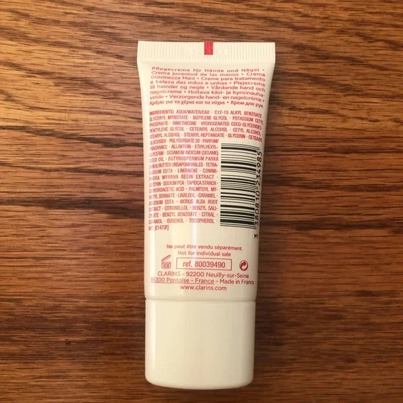 NWOB Clarins Hand and Nail Treatment Cream, 30ml/1oz - Picture 3 of 7